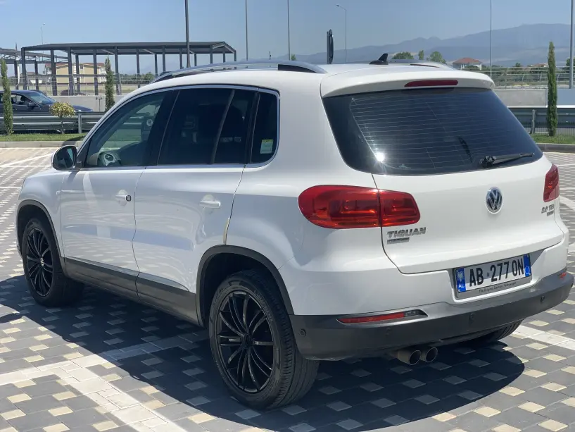 Louer une voiture à Tirana