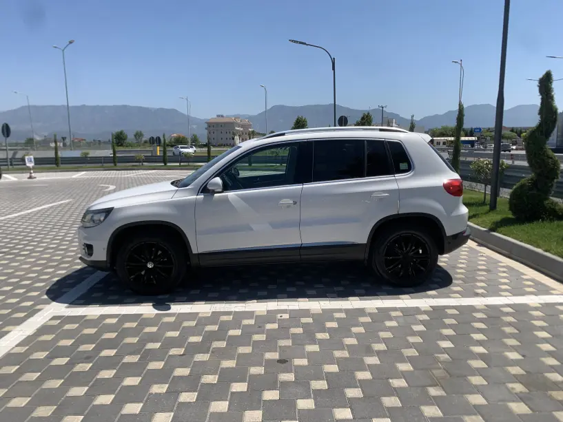 Louer une voiture à Tirana