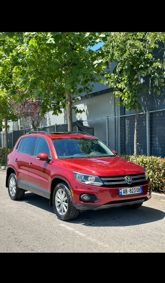 Rent a 2013 Volkswagen Tiguan in Tirana