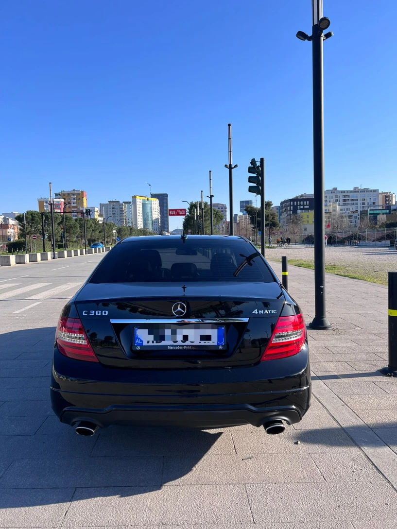 Auto mieten in Tirana