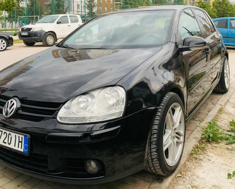 Rent a car in Tirana