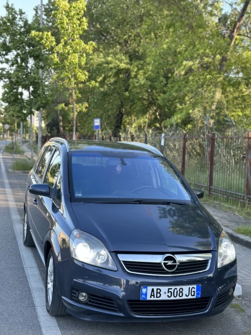 Louer une voiture à Durrës