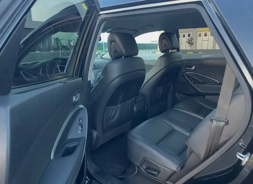 Alquila un coche en Tirana