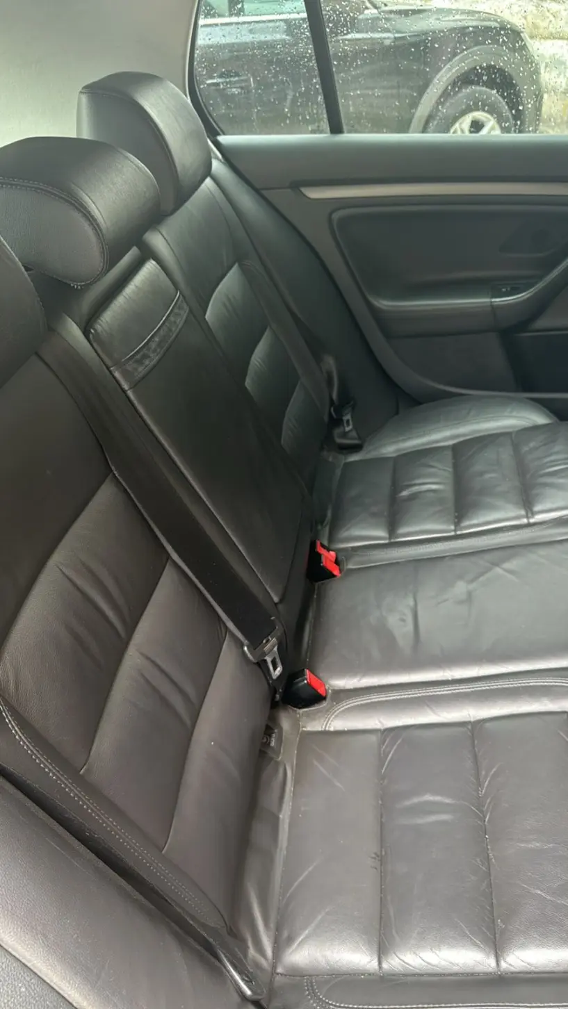 Alquila un coche en Tirana