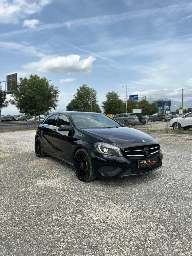 Alquila un coche en Tirana Alquila un coche en Tirana