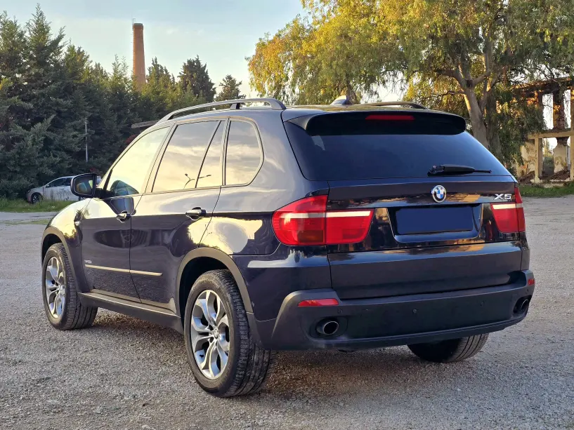 Louer une voiture à Tirana
