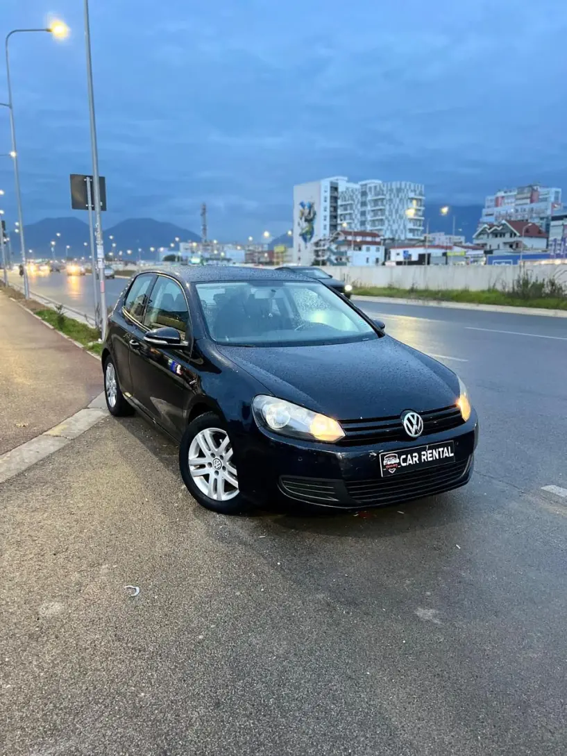 Wynajmij samochód w Tirana Wynajmij samochód w Tirana
