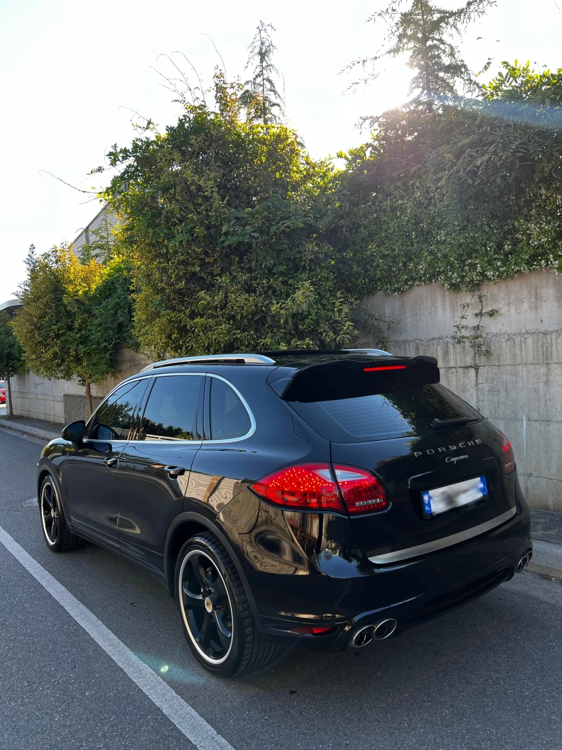 Louer une voiture à Tirana