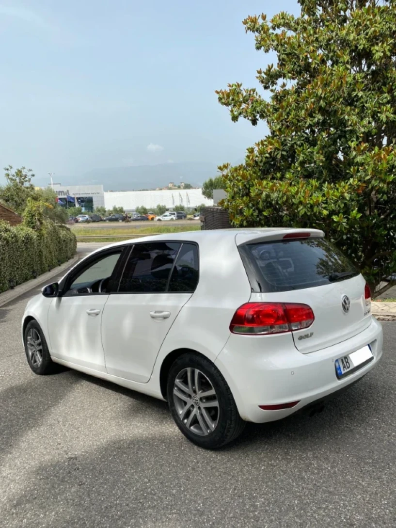 Auto mieten in Tirana