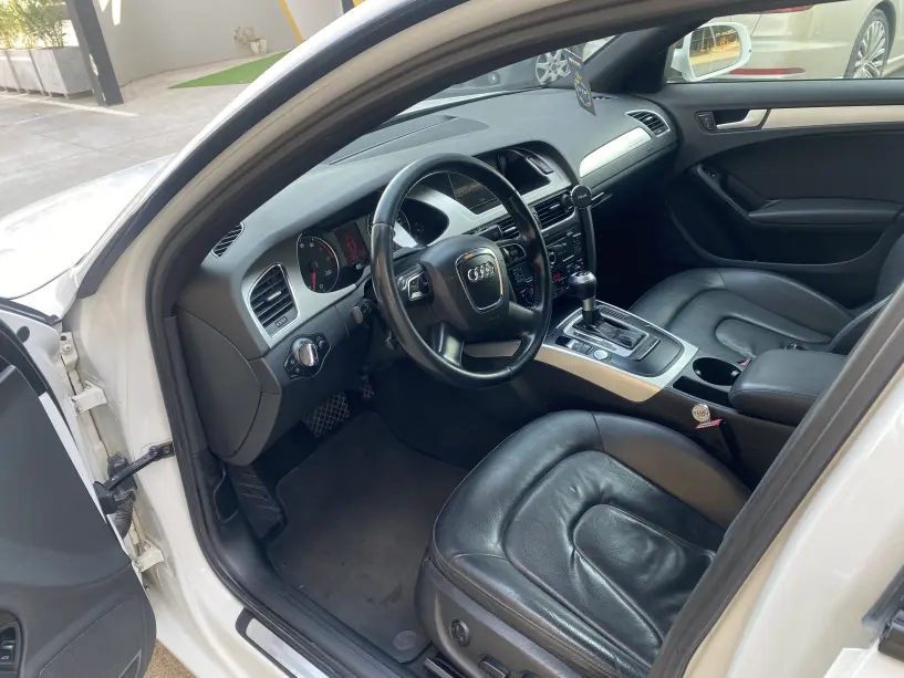 Wynajmij samochód w Tirana