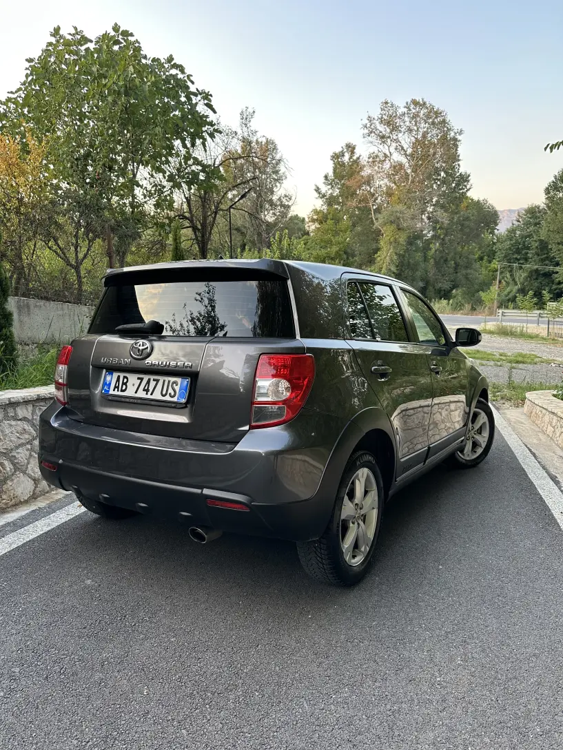 Rent a car in Tirana