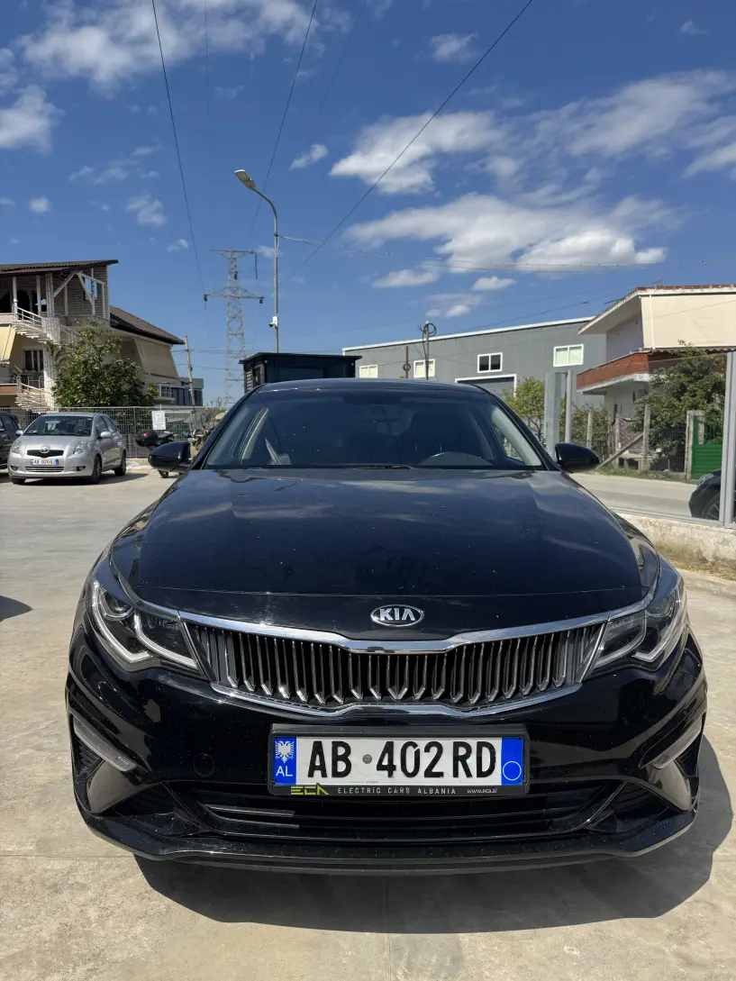 Alquila un coche en Tirana Alquila un coche en Tirana