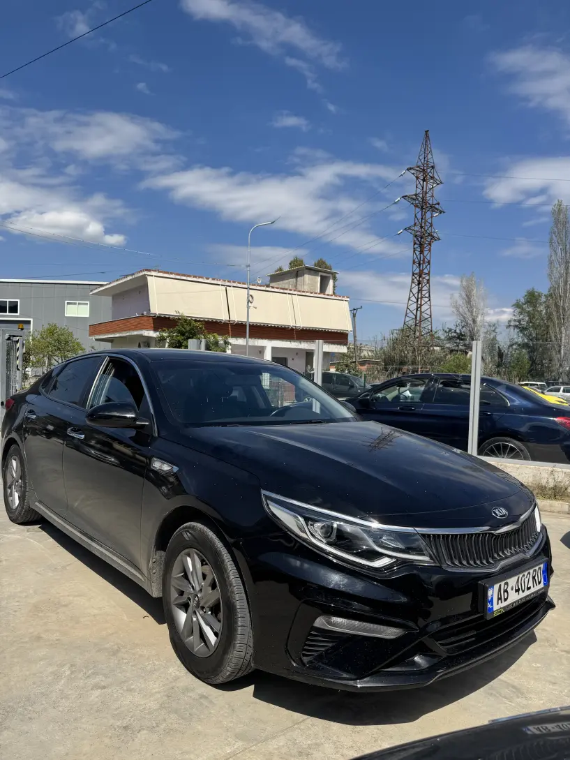 Alquila un coche en Tirana Alquila un coche en Tirana
