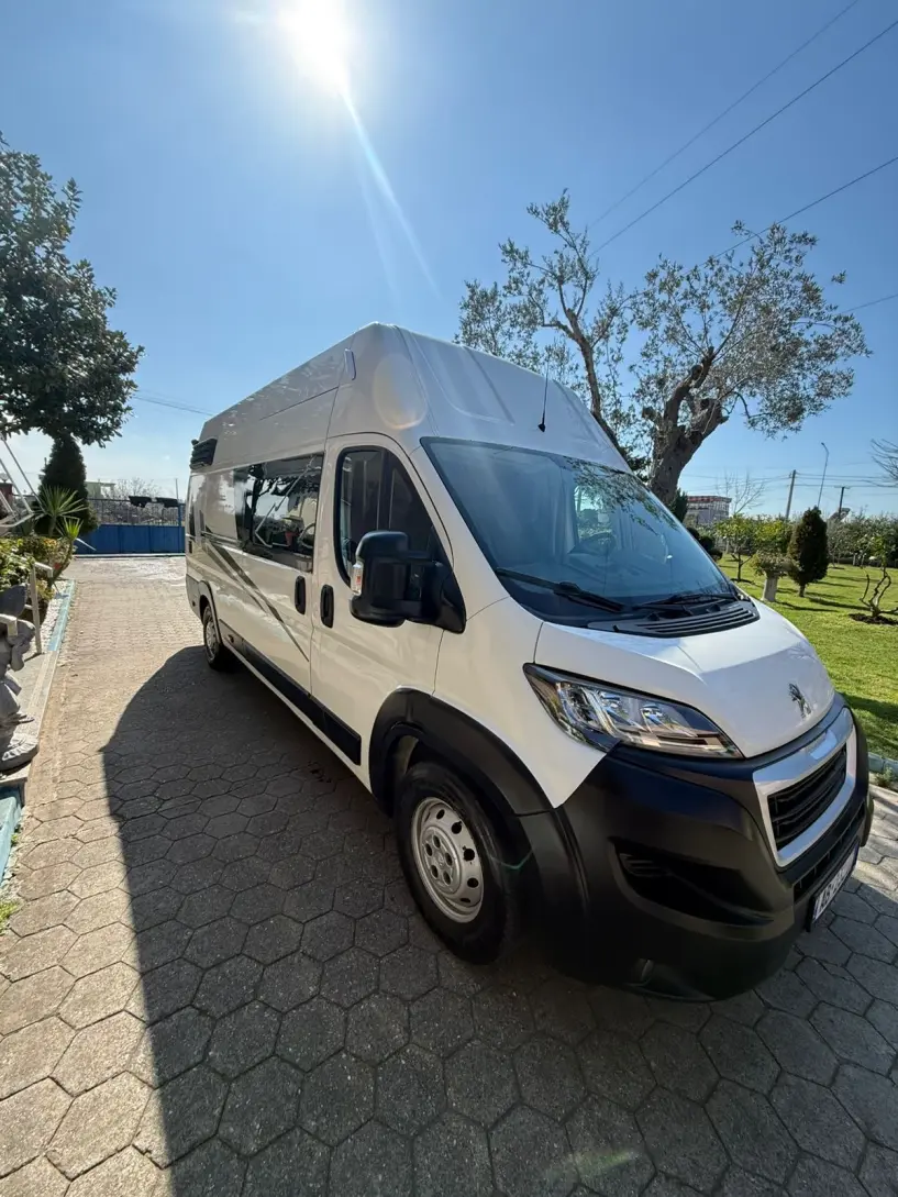 Louer une voiture à Tirana