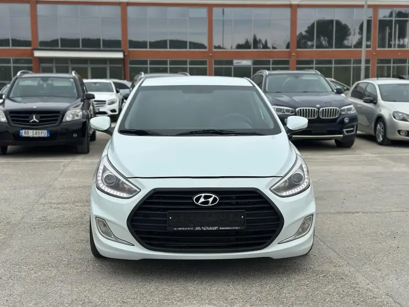 Louer une voiture à Sarandë