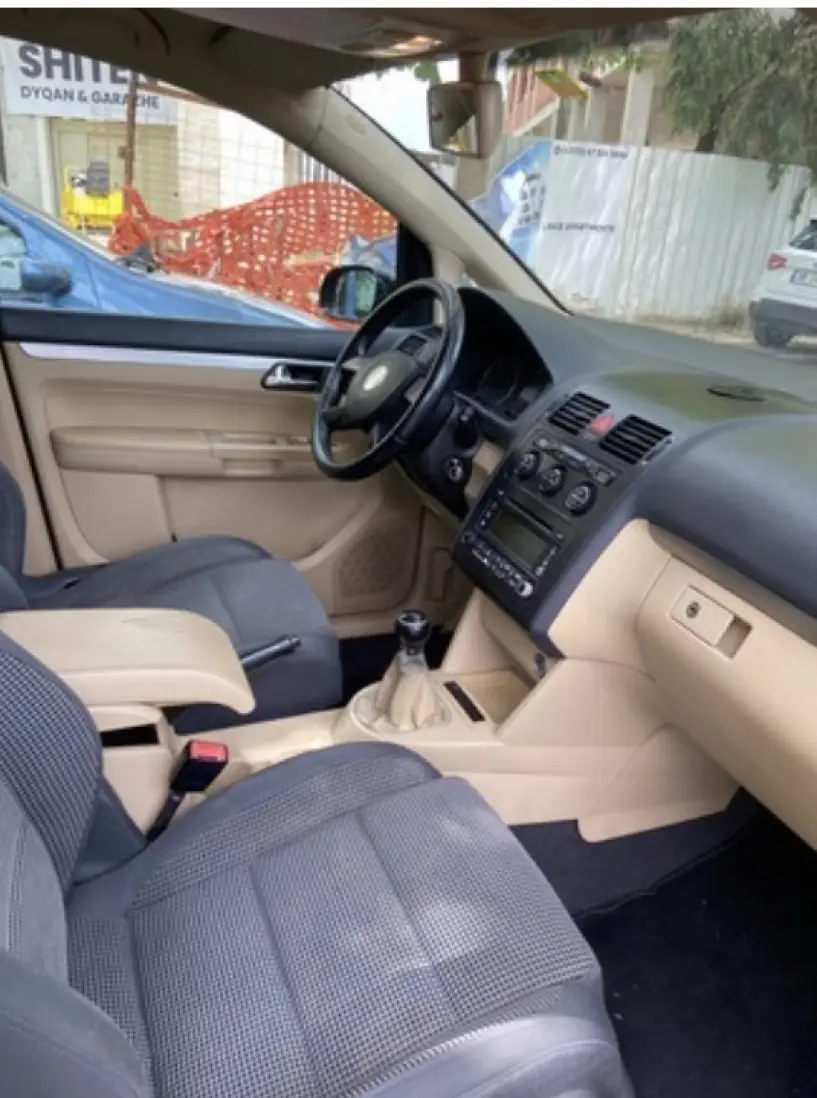 Rent a car in Tirana