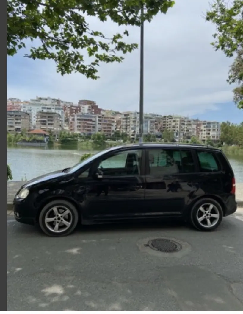 Rent a car in Tirana