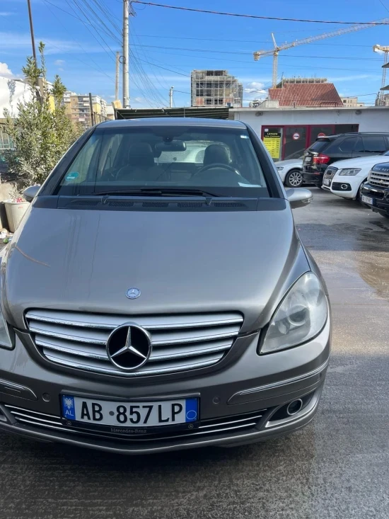 Rent a 2008 Mercedes-Benz B 200 in Tirana