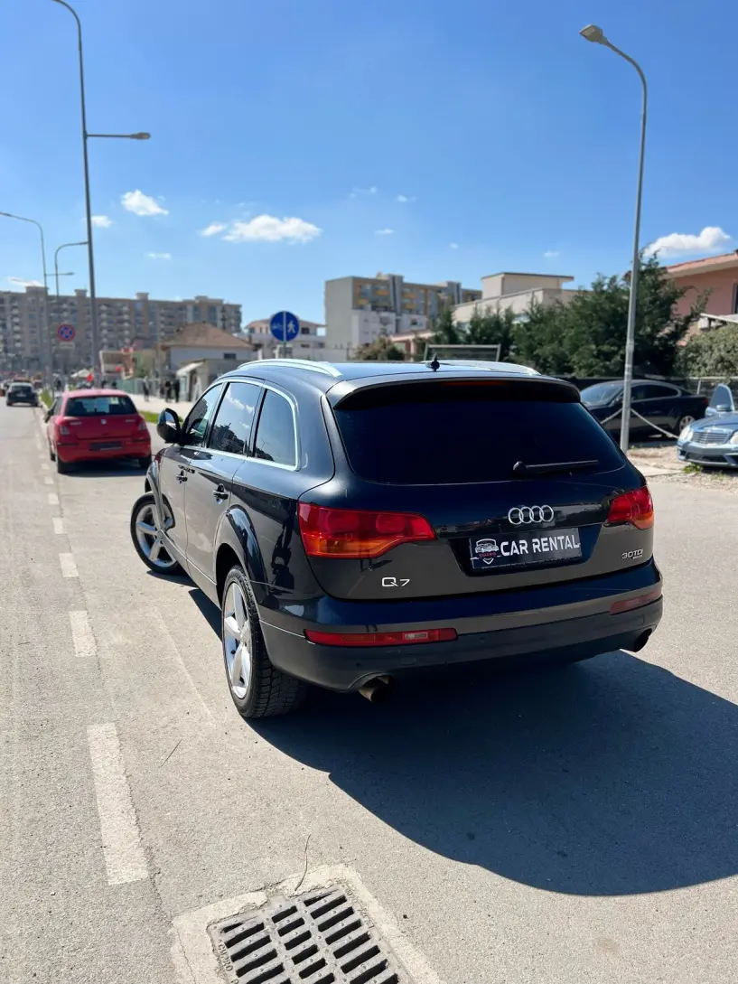 Merrni me qira një makinë në Tirana Merrni me qira një makinë në Tirana