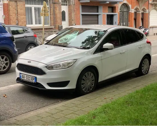 Alquila un 2016 Ford Focus en Tirana