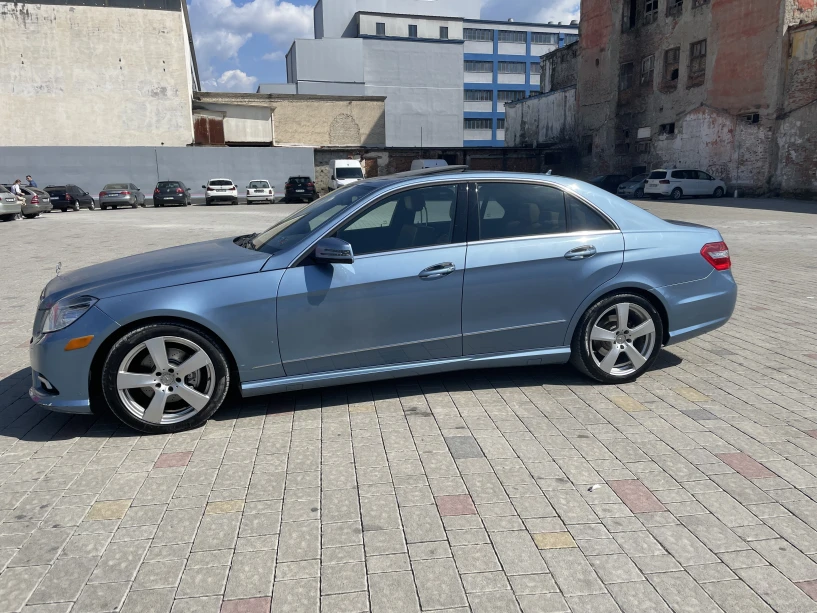 Rent a car in Tirana