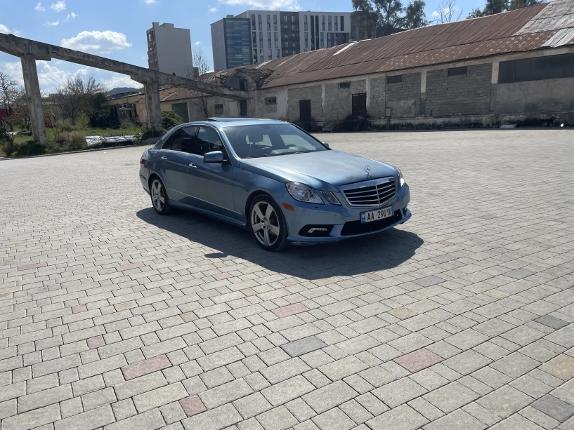 Rent a car in Tirana