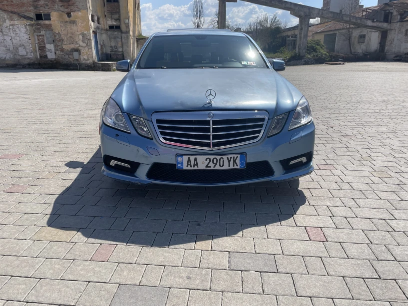 Rent a car in Tirana