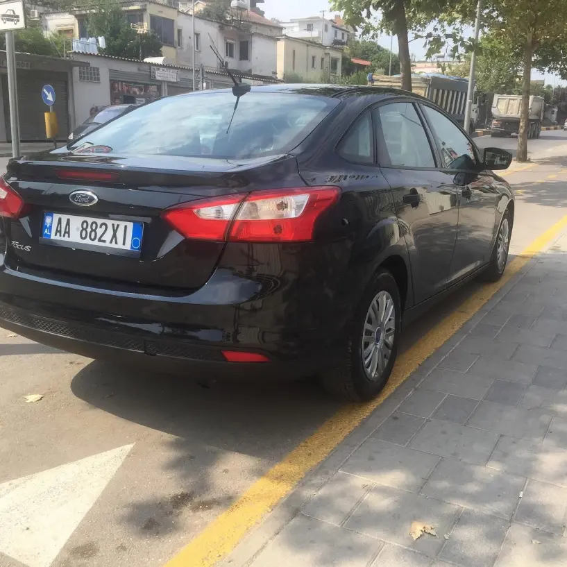 Louer une voiture à Tirana