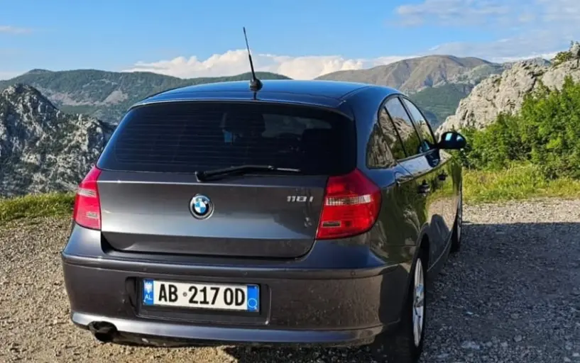 Louer une voiture à Tirana Louer une voiture à Tirana