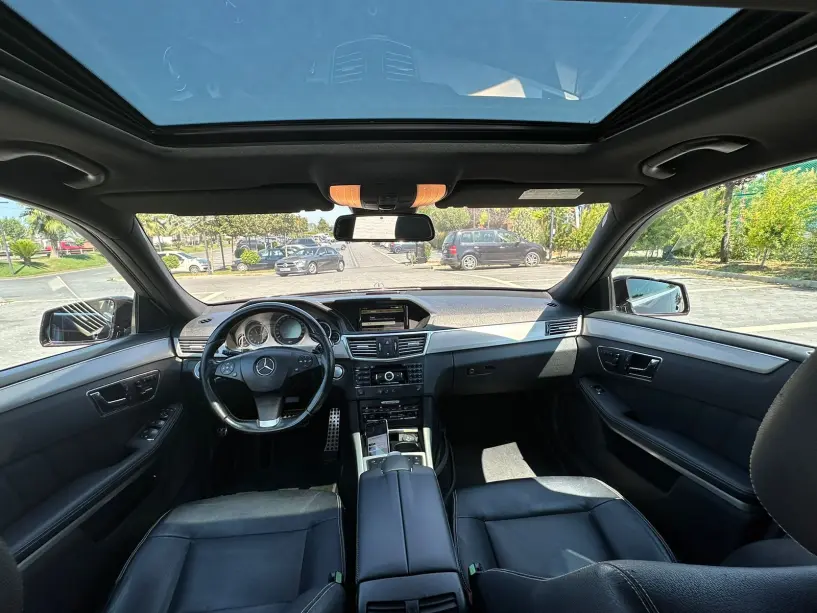 Rent a car in Tirana