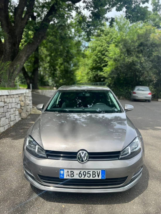 Rent a 2016 Volkswagen Golf 7 in Tirana