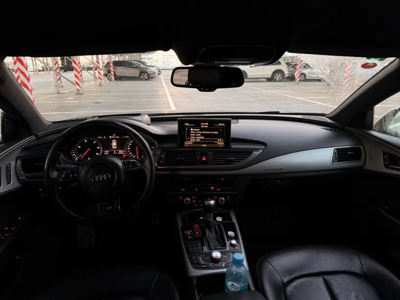 Noleggia un'auto a Tirana