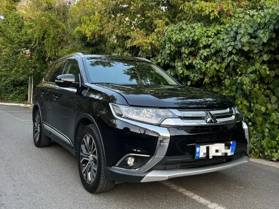 Rent a 2020 Mitsubishi Outlander in Tirana