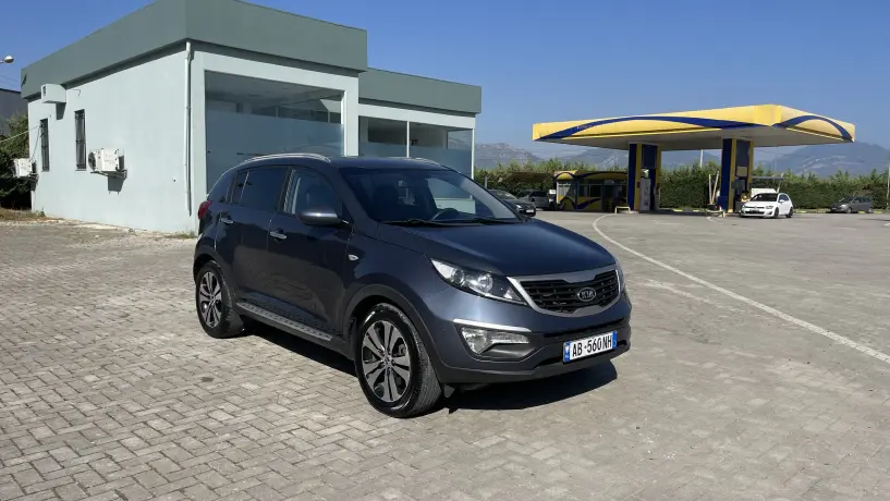 Wynajmij samochód w Tirana