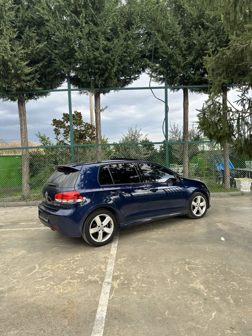 Rent a car in Elbasan