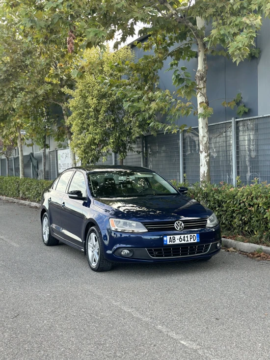 Rent a 2012 Volkswagen Jetta in Tirana