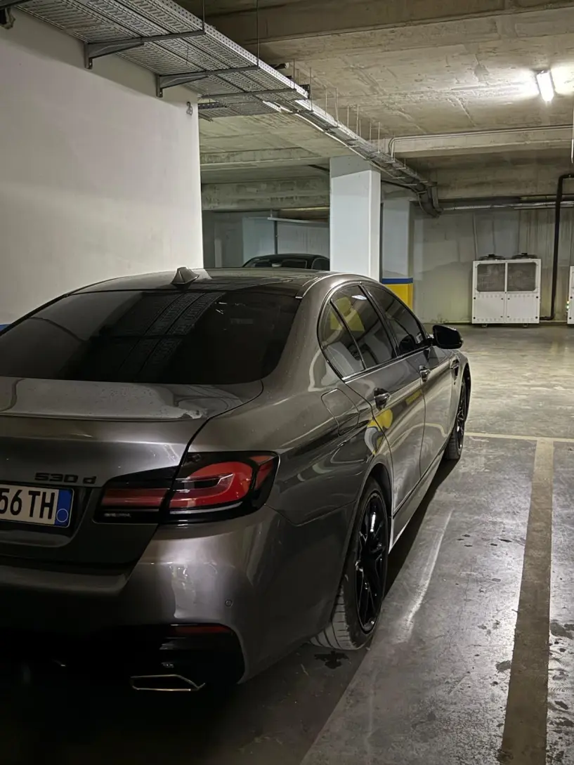 Alquila un coche en Tirana