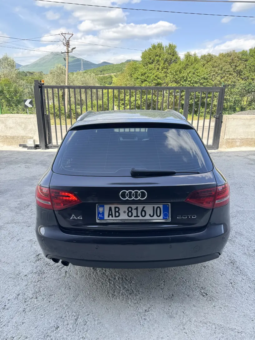 Wynajmij samochód w Tirana Wynajmij samochód w Tirana