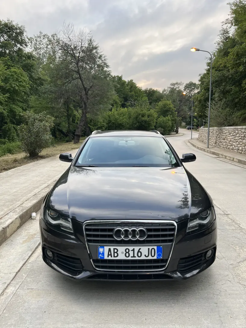 Wynajmij samochód w Tirana Wynajmij samochód w Tirana
