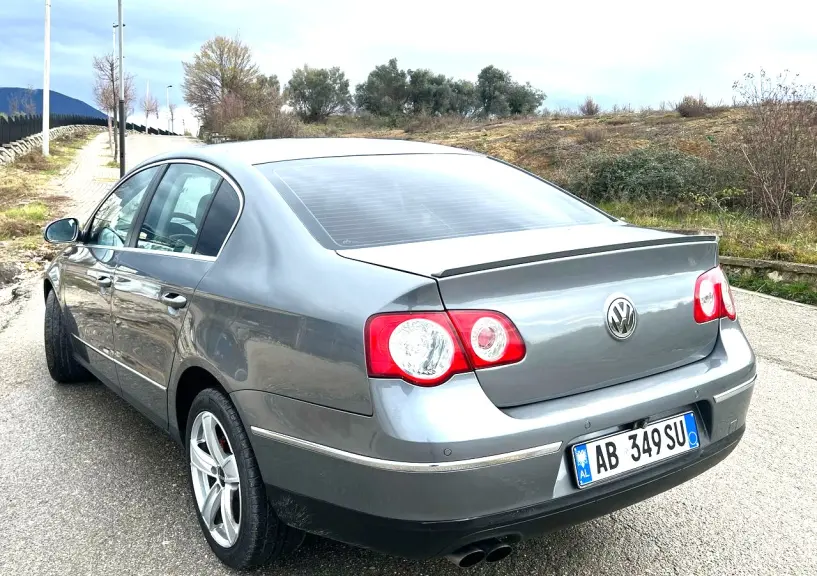 Louer une voiture à Tirana Louer une voiture à Tirana