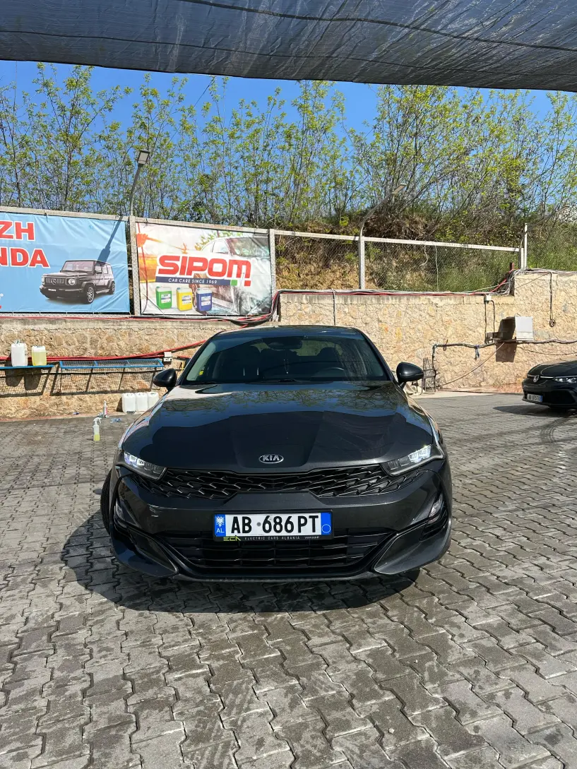 Louer une voiture à Tirana Louer une voiture à Tirana