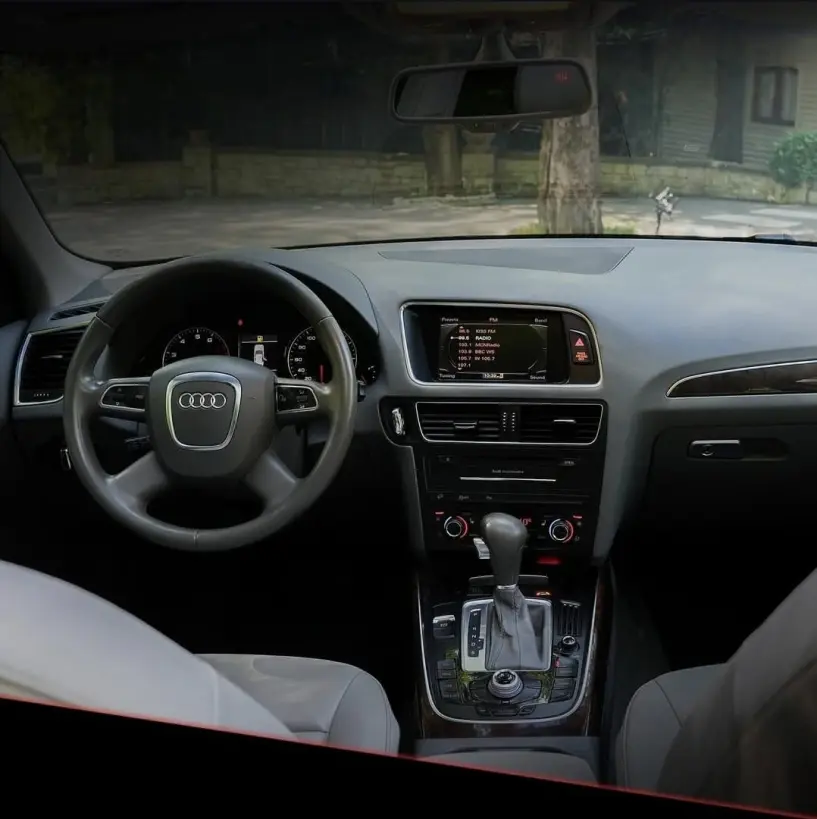 Noleggia un'auto a Tirana