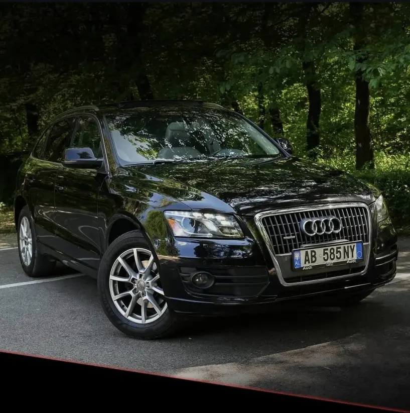 Noleggia un'auto a Tirana