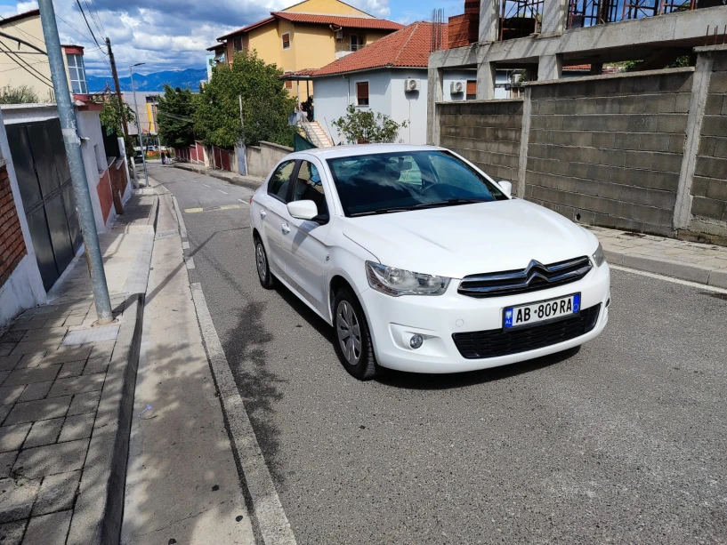 Rent a car in Tirana