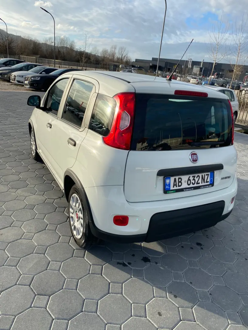 Rent a car in Tirana