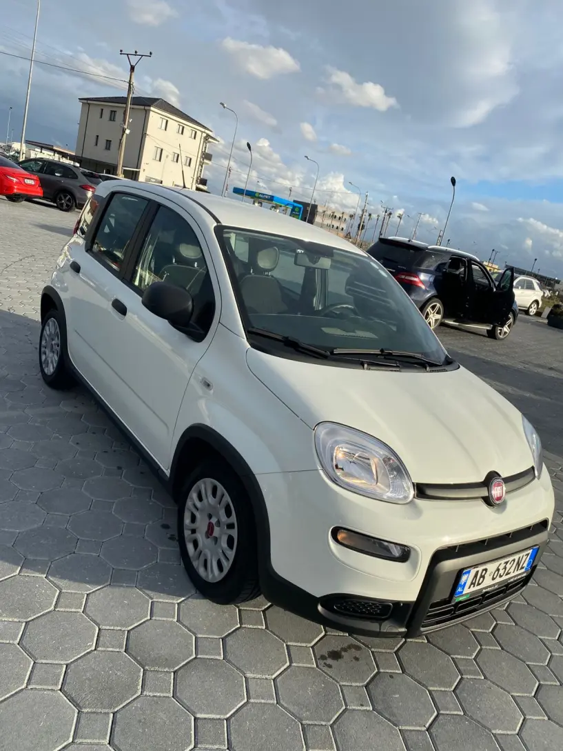 Rent a car in Tirana