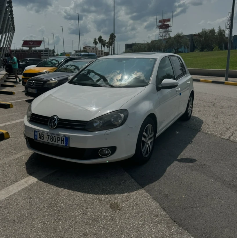 Rent a car in Tirana