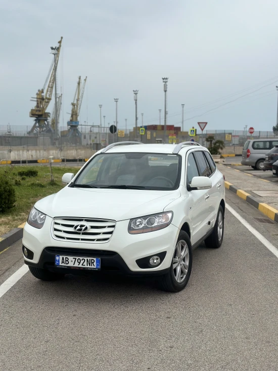 Rent a 2012 Hyundai Santa Fe in Durrës