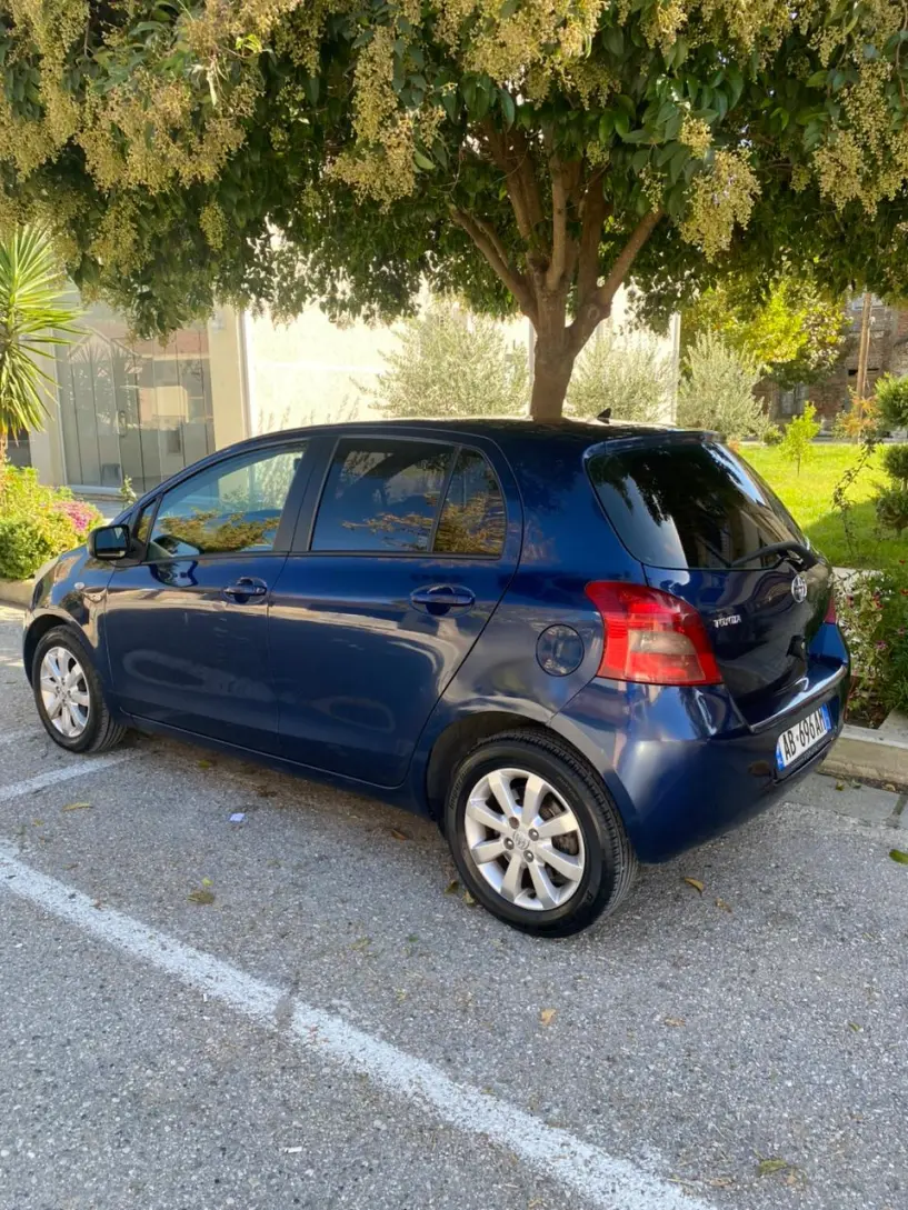 Louer une voiture à Tirana