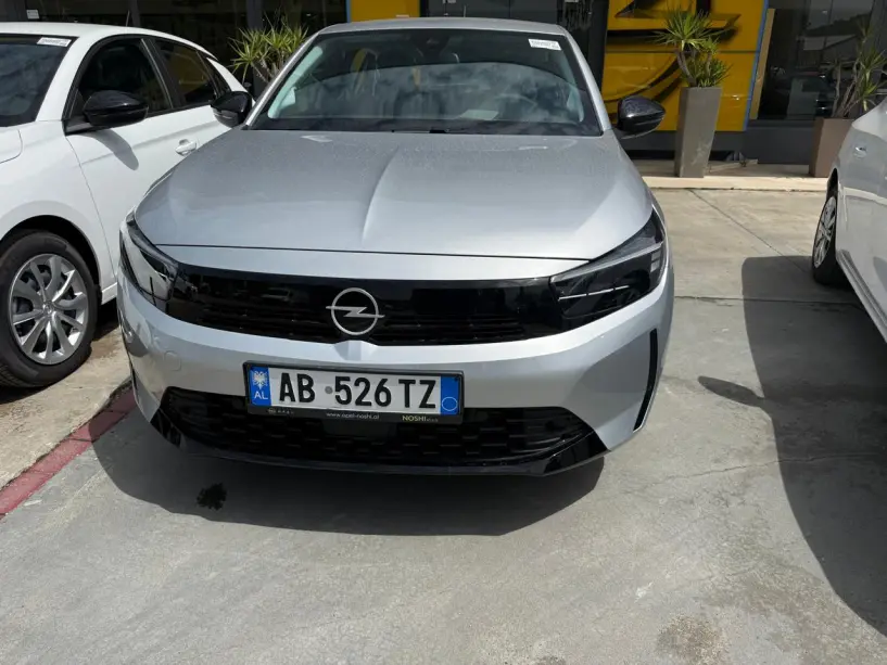 Auto mieten in Tirana